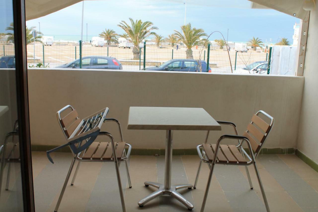B&B Palazzo Manfredi Vieste, Fronte Mare Con Parcheggio Exterior foto